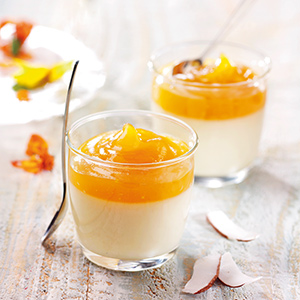 Mango and coconut panna cotta - Régilait